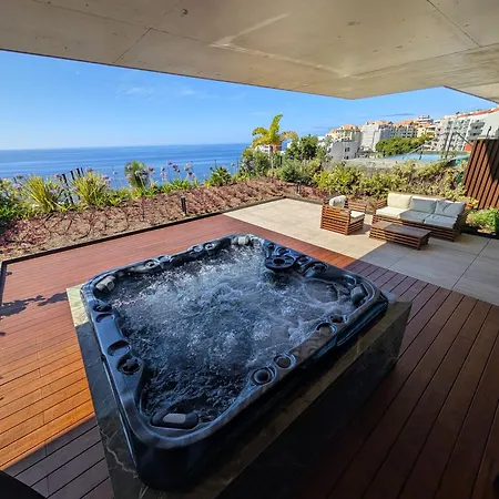 Apartamento Savoy One Bedroom With Jaccuzzi - Style And Sophistication Funchal (Madeira)