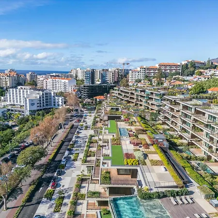 Savoy One Bedroom With Jaccuzzi - Style And Sophistication Funchal (Madeira)