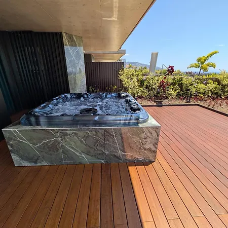 Apartamento Savoy One Bedroom With Jaccuzzi - Style And Sophistication