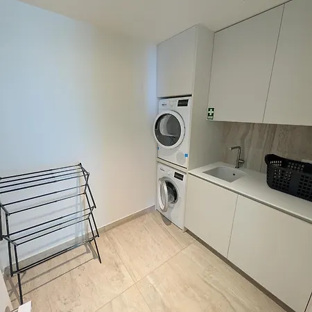 Savoy One Bedroom With Jaccuzzi - Style And Sophistication * فونشال