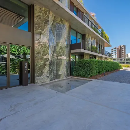 Savoy One Bedroom With Jaccuzzi - Style And Sophistication شقة فونشال