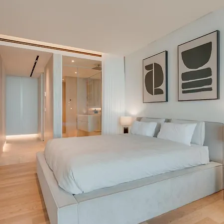 Savoy One Bedroom With Jaccuzzi - Style And Sophistication شقة فونشال