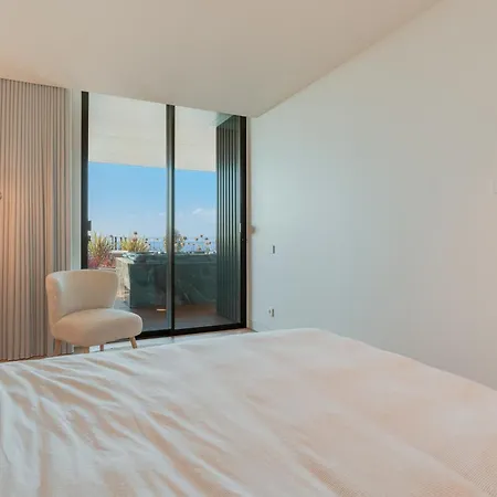 Savoy One Bedroom With Jaccuzzi - Style And Sophistication شقة فونشال